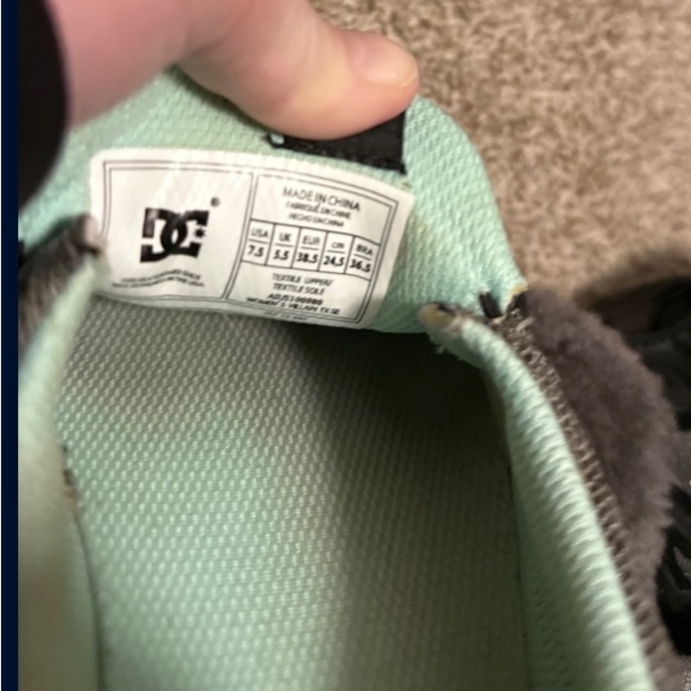 DC shoes Flats 7.5 Women - Picture 6 of 8